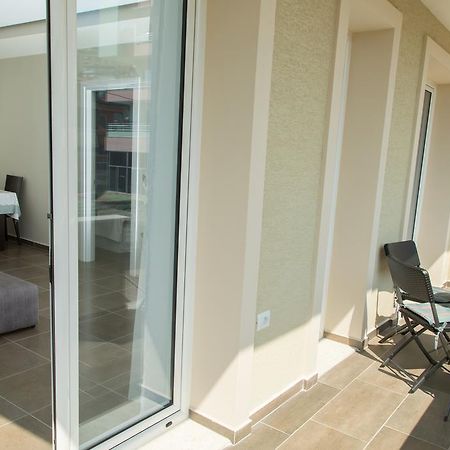 Apartment Te Kalua Sarandë Eksteriør bilde