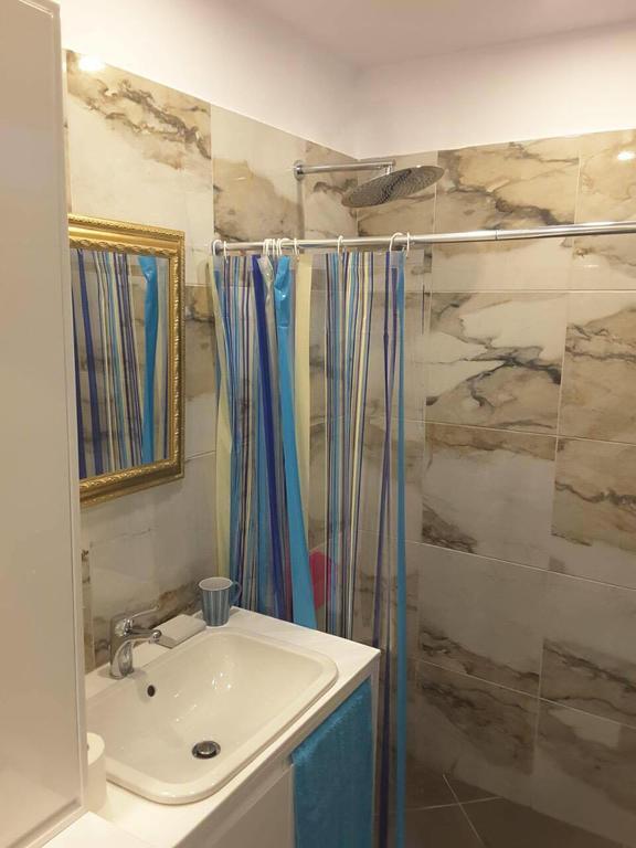 Apartment Te Kalua Sarandë Eksteriør bilde
