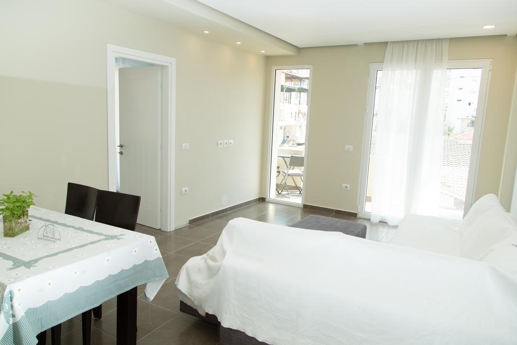 Apartment Te Kalua Sarandë Eksteriør bilde